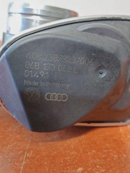Przepustnica VW Passat Octawia 2.0 benzyna 06B.133.062L