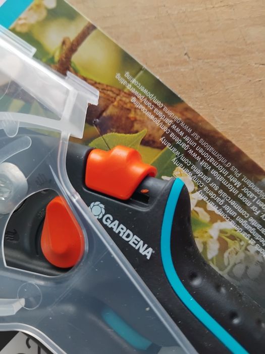 Sekator ogrodowy GARDENA PRO