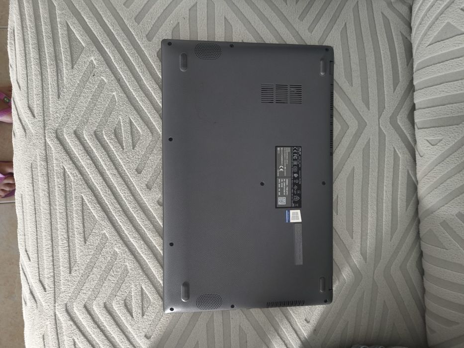 Asus laptop vivobook X509MA
