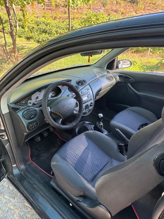 Ford Focus 1.8tddi 2001