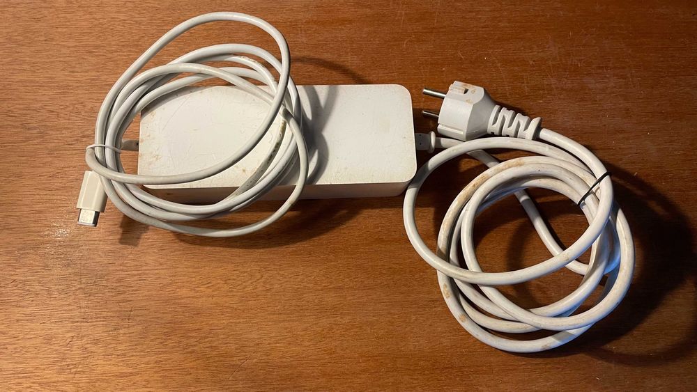 Fontes de alimentação originais Apple
