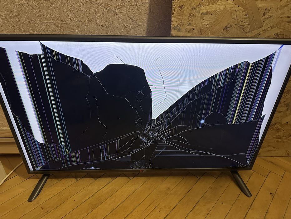Телевізор LG 39 дюймів на запчасти