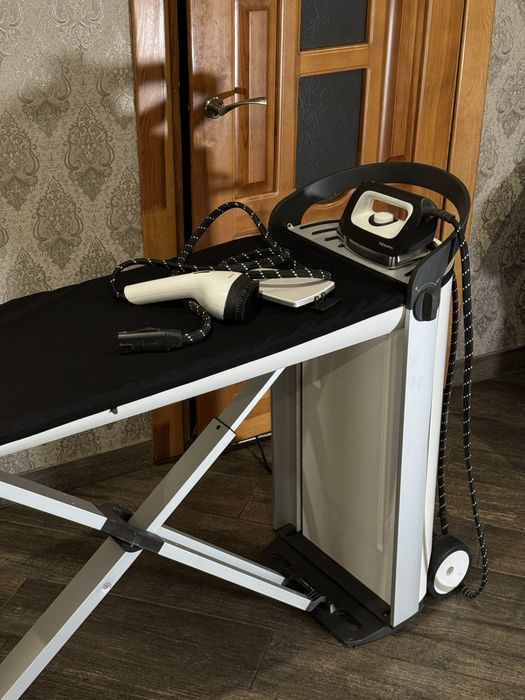 Прасувальна система Miele B2847 — повний комплект ПРАСКА+ ВІДПАРЮВАЧ