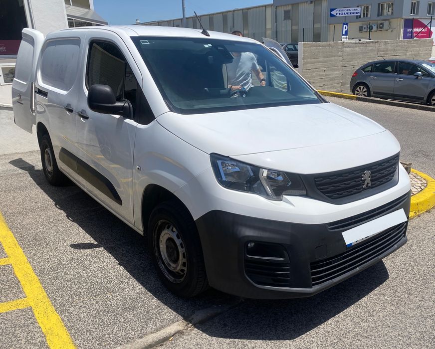 Peugeout Partner