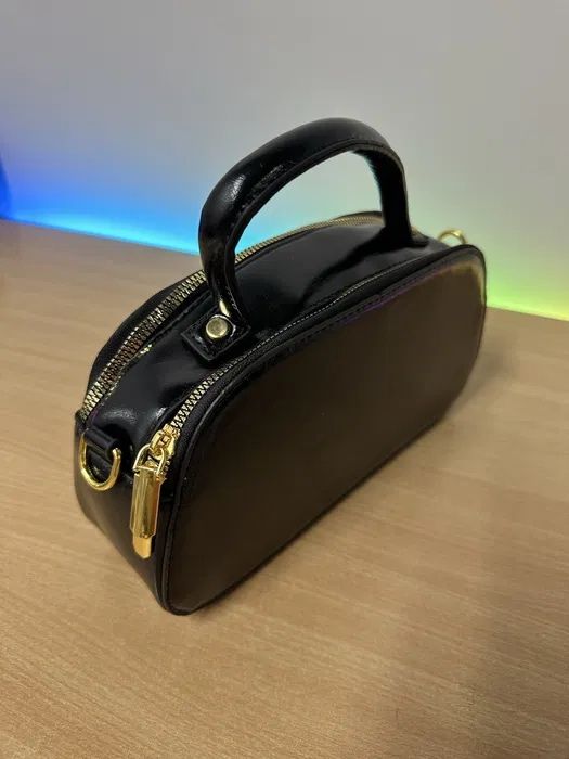 Torebka nowa czarna skóra lakierowana YSL