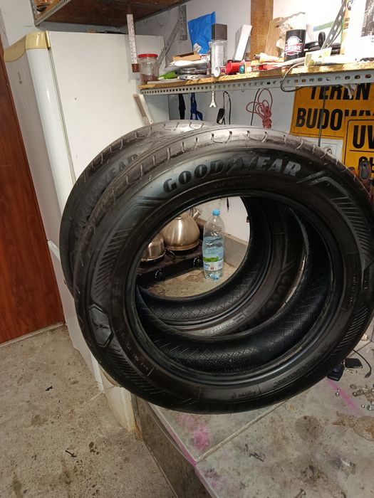 Sprzedam opony 225/60r18 Goodyear