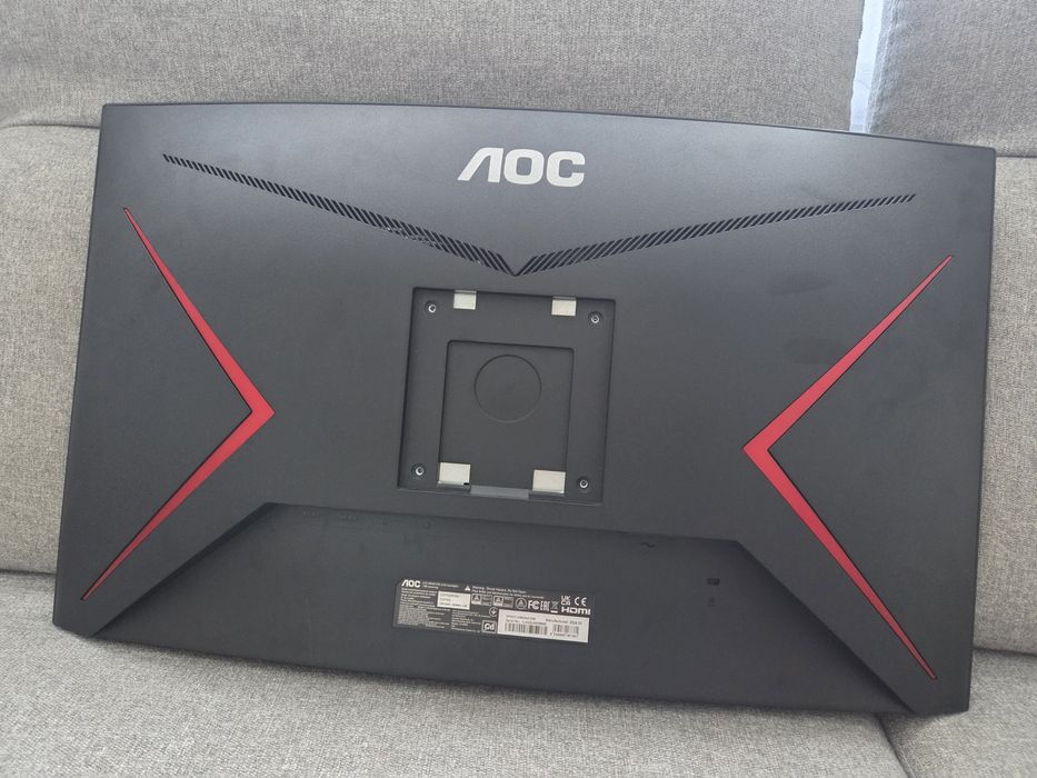 Monitor AOC 27 cali