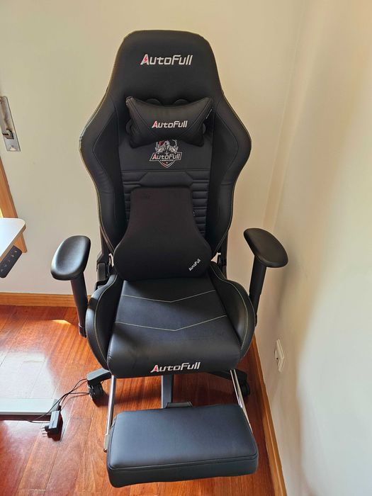 Secretaria Elevatoria e Cadeira Gamer em Excelente Estado