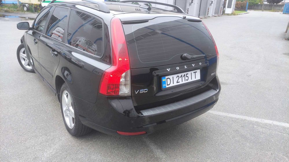 Продам Volvo V50 2.0D