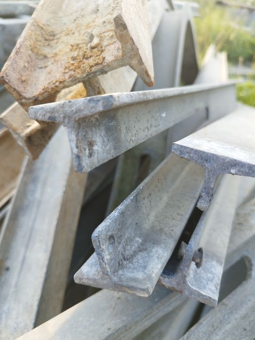 słupki bariery drogowe energochłonne ocynk