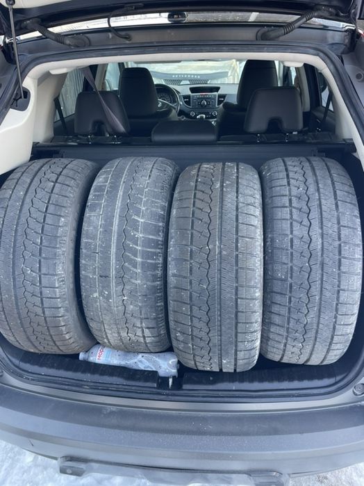 Зимові шини 225.50.R17