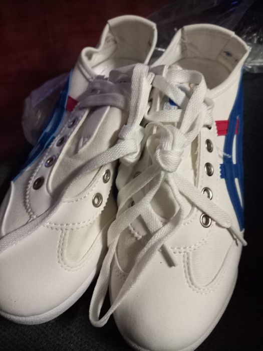 Ténis Novos e com Novo preço