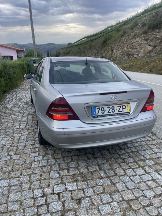 Mercedes benz c220 2001