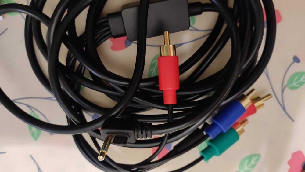 Cabos para ligar a " psp portátil" à tv.
