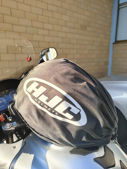 Capacete modular novo, marca HJC.