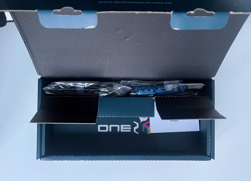 Ducky One 2 Mini 60% Cherry MX Brown — Layout PT — Como novo