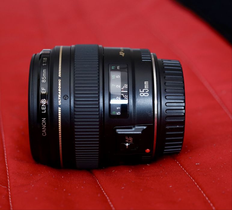 Canon 85 f1.8 usm