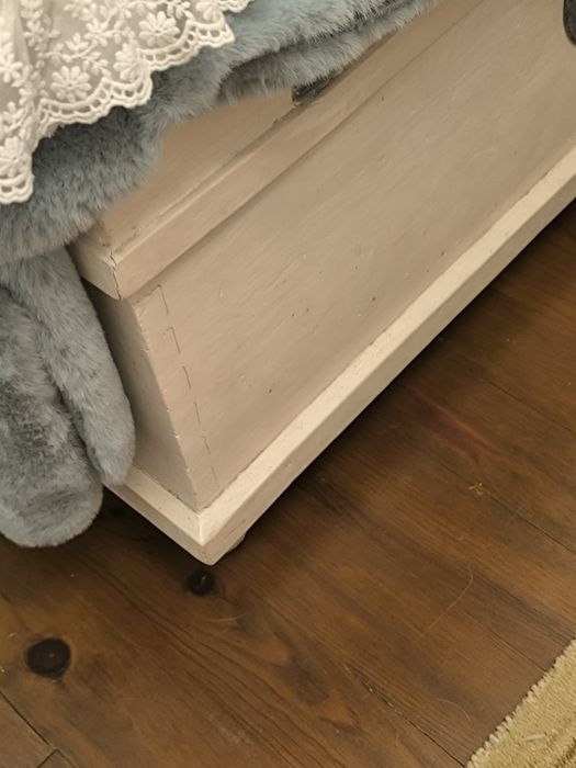 Arca Decorativa em Branco