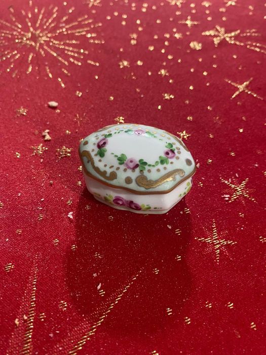 Miniaturas de loiça coleccionáveis