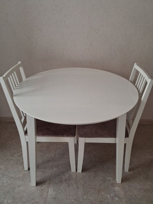 Кухонний стіл зі стільцями 90×75