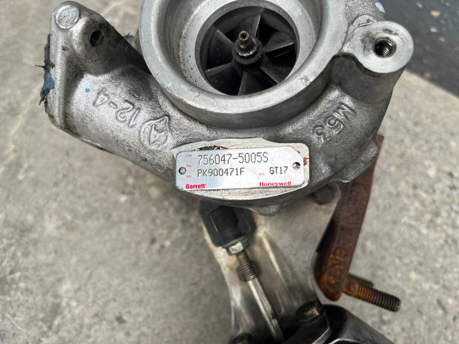 Турбіна Citroen C5 C4 Peugeot 307 308 407 508 Expert 2.0 HDI