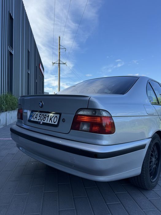Продам  авотомобіль бмв е39