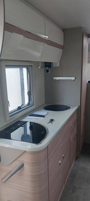 Kamper na WYANJEM Renault Master Ahorn Canada AD 6 os. ALKOWA