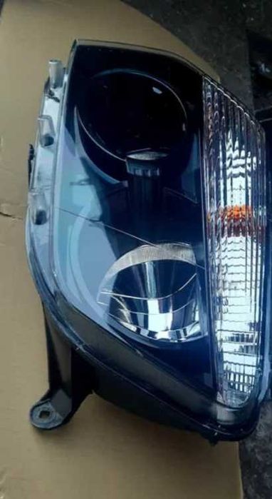 Фара ліва Renault Duster 10-15 рік