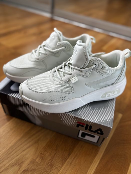 Fila кросівки 36 р
