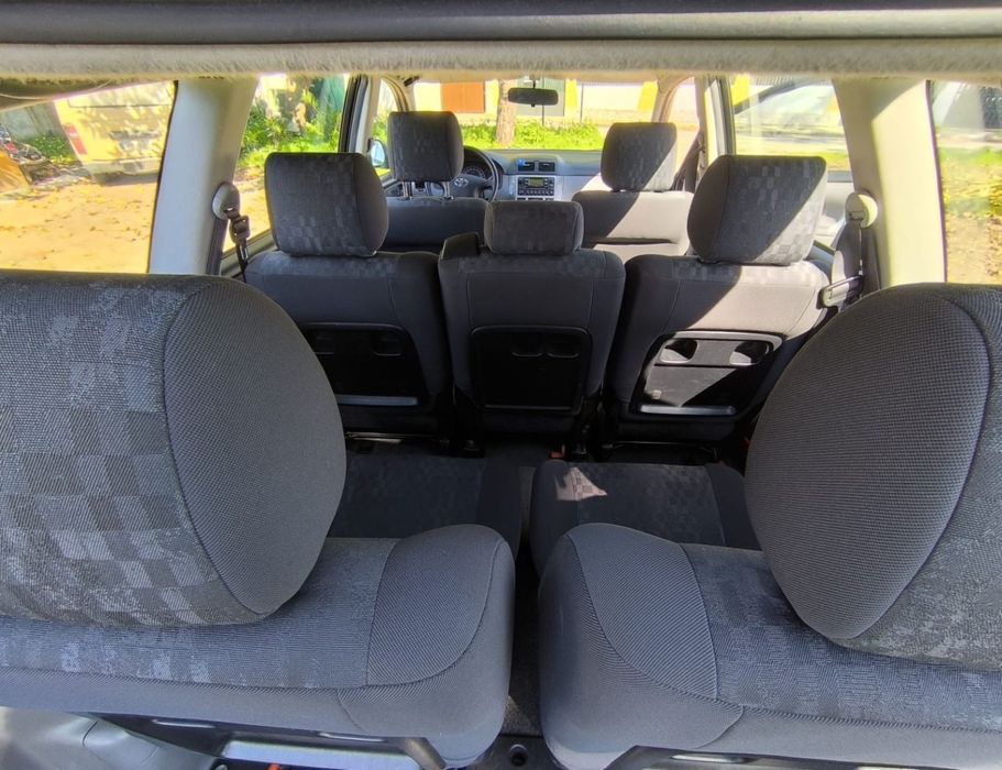 Toyota Avensis Verso