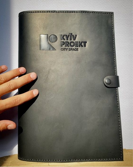 Шкіряна папка для документів