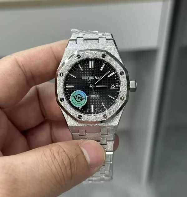 Audemars Piguet Royal Oak 37мм Ref.15454BC.GG.1259BC (4 варіанта)