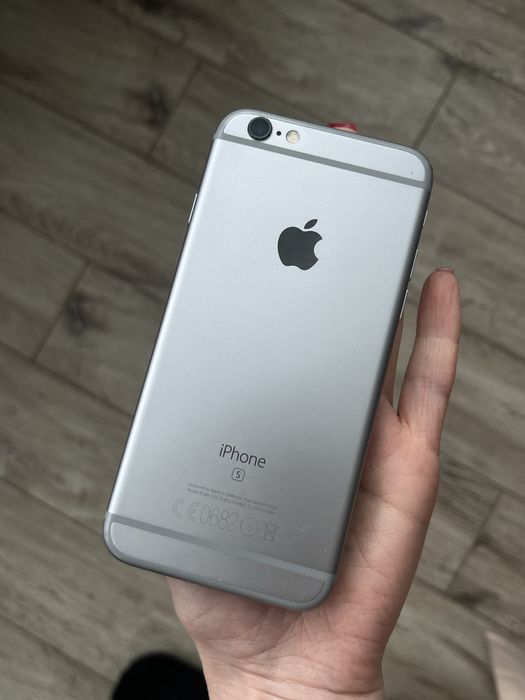 Телефон Iphone 6s