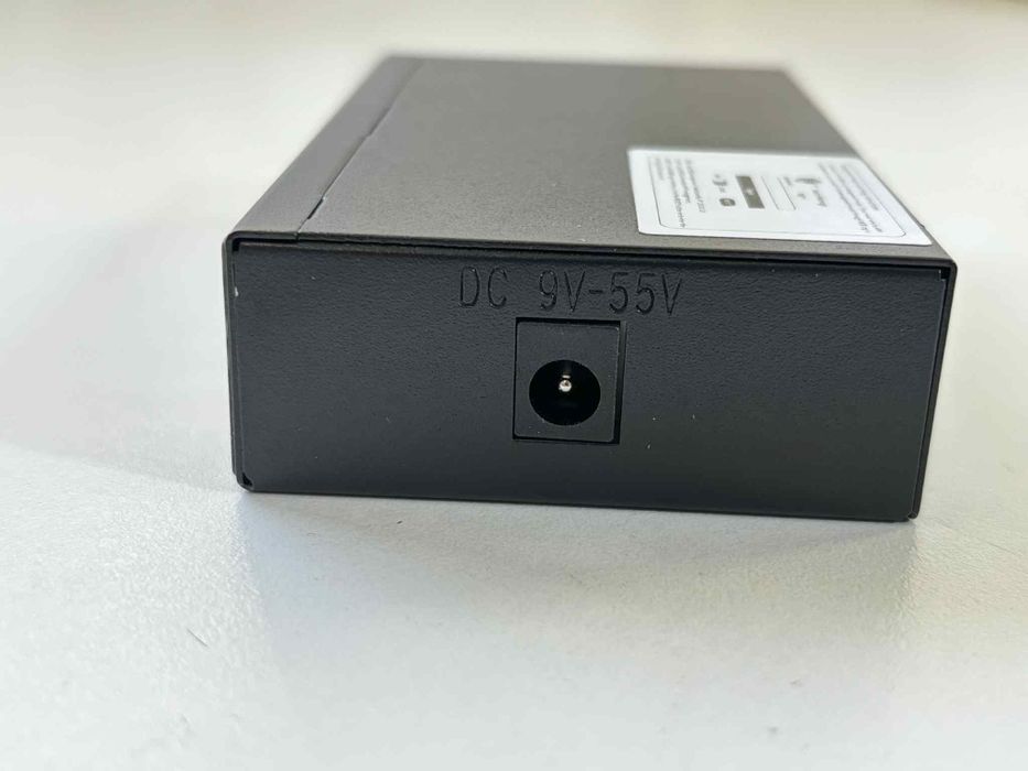 Cloud-Managed Gigabit Switch