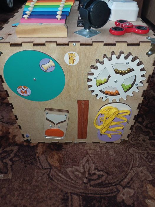 Бізікуб  дитячий