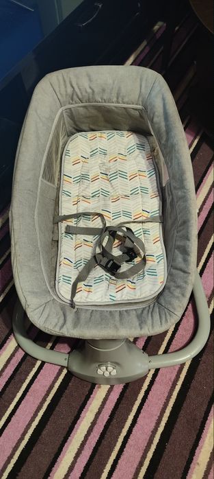 Електрична дитяча гойдалка