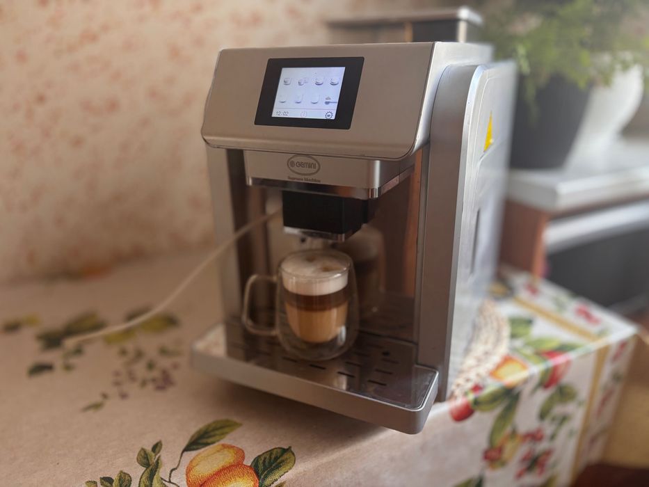 Кавомашина GEM 717 Gemini espresso machine