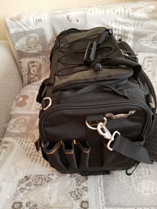 Torba narzędziowa DeWalt DWST83522-1 z systemem Tought System