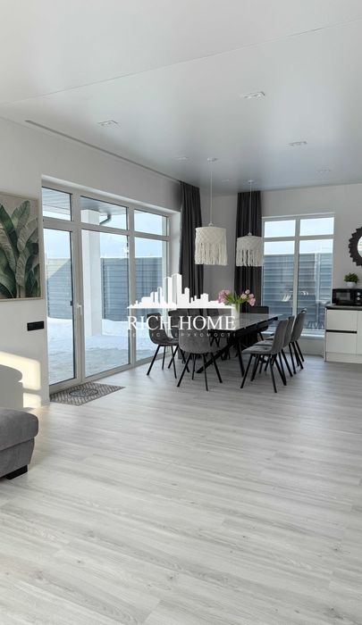 Унікальна пропозиція! Сучасний будинок, басейн з підігрівом, 8 соток