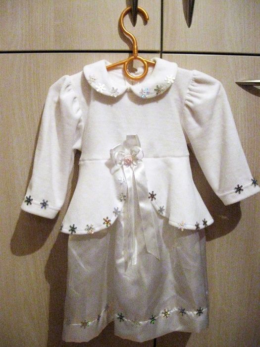 Нарядное платье на 1-2 года