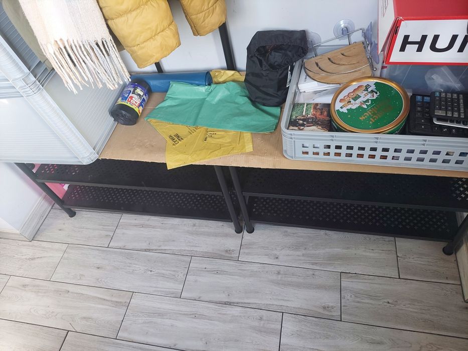 Dwa regaly plus wieszak czarne