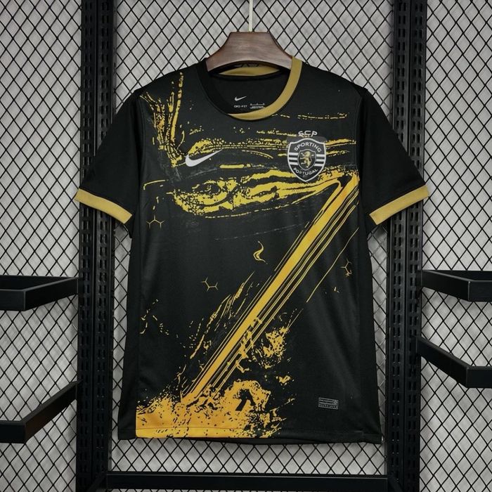 Vendo várias camisolas de futebol.