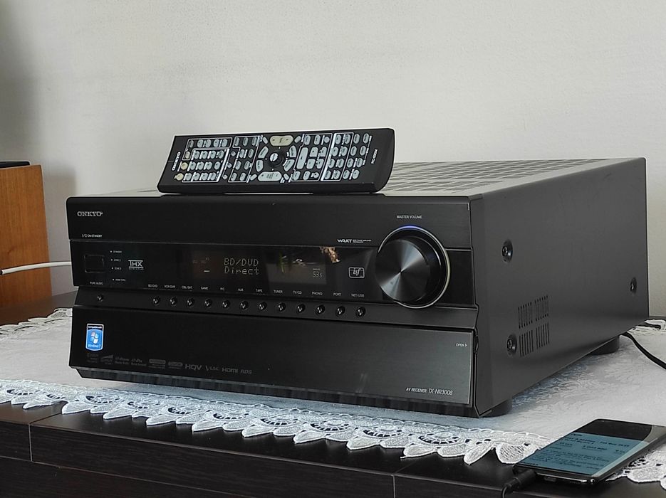 Potężny amplituner Onkyo TX-NR3008