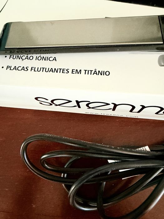 Prancha de cabelo serenna