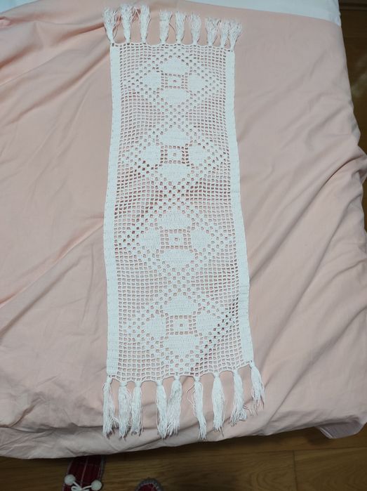 Napron em renda feita à mão