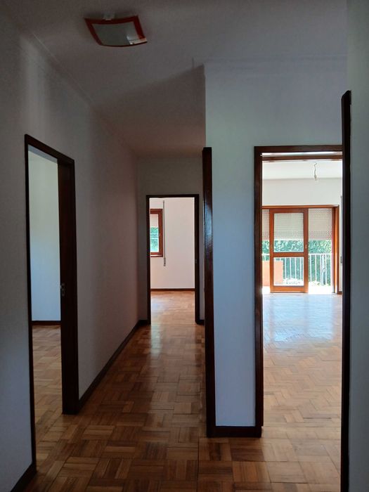 Arrendar T3 - 1° Andar