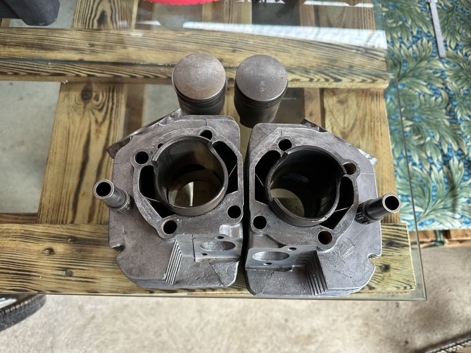 Циліндро пошрньова група Jawa 638