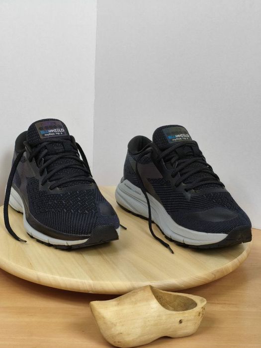 Buty r. 40,5 Diadora Mythos Blushield Hip 6 uniseks do biegania