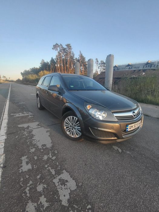 Opel Astra граний стан