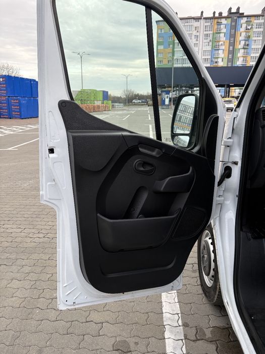 Продам Рено мастер 2,3